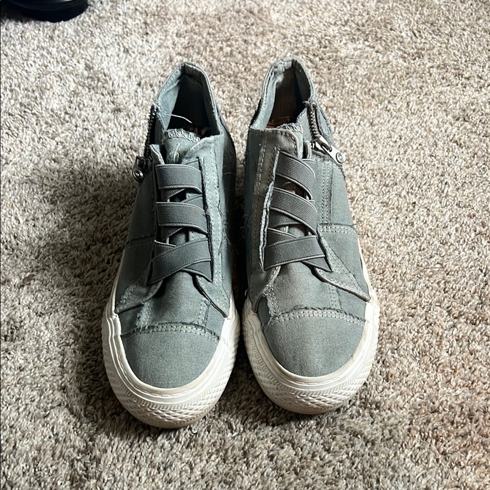 Kids Casual Gray Sneakers
